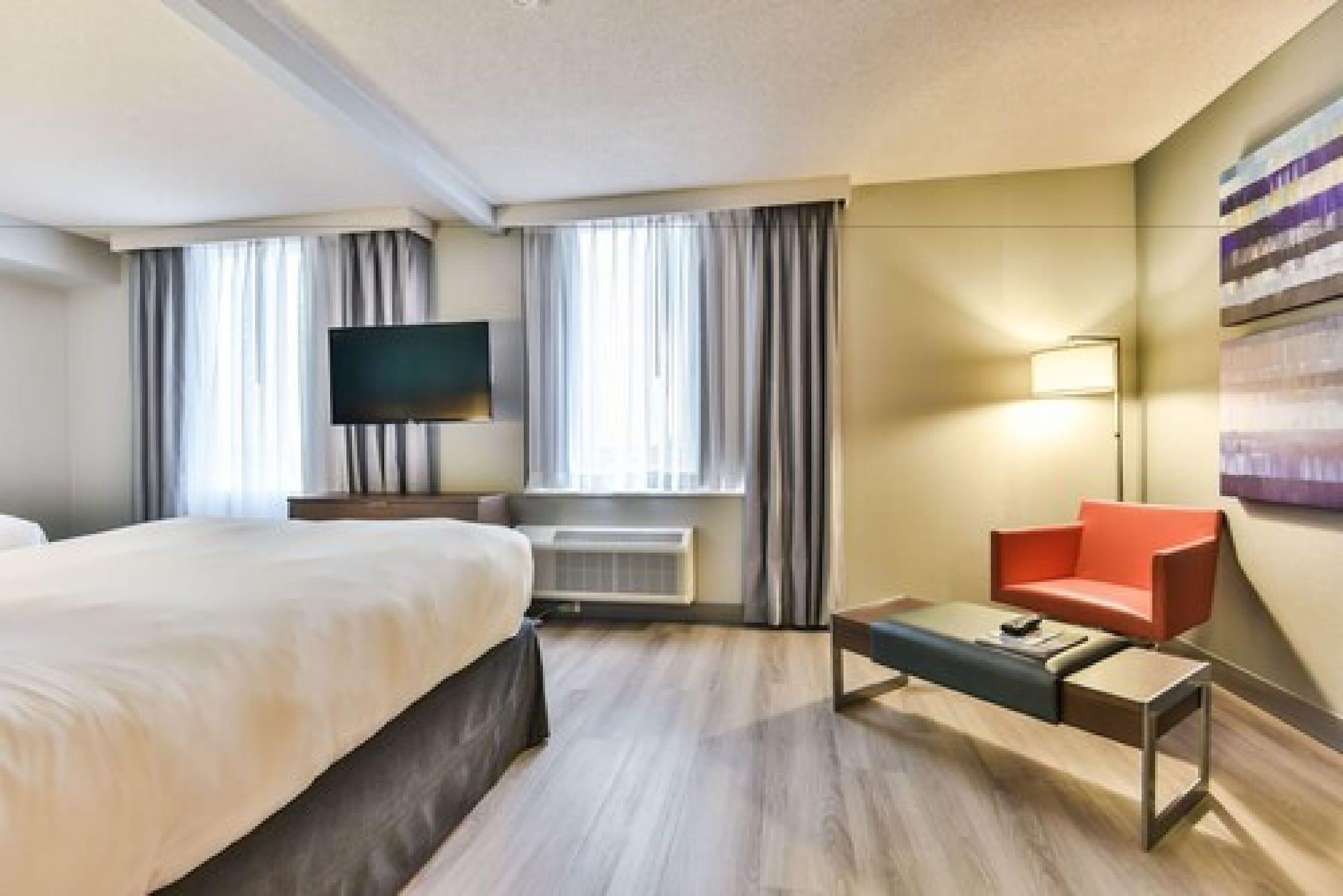 Radisson Suites Hotel Toronto Airport 外观 照片